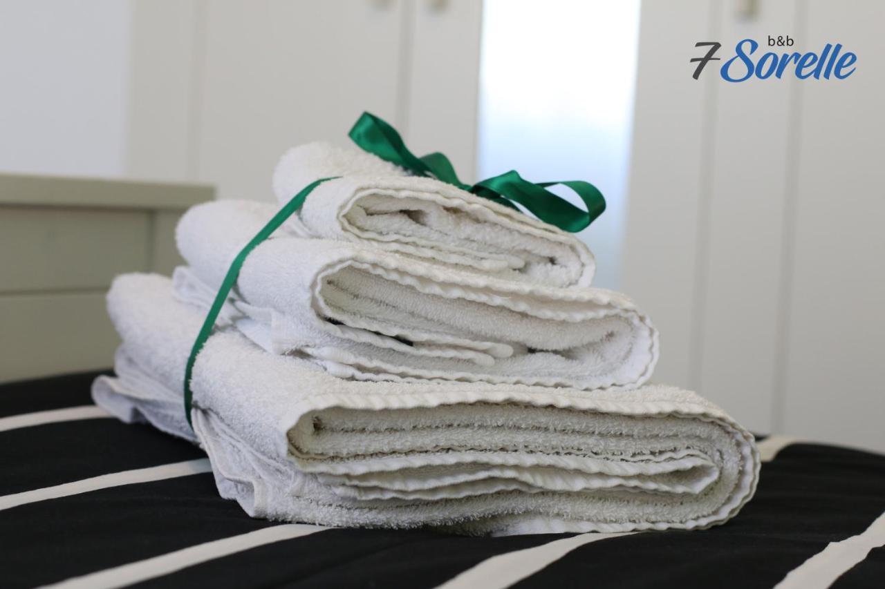 "7 Sorelle B&B" Camere In Pieno Centro Citta Con Bagno Privato, Free High Speed Wi-Fi, Netflix Cosenza Exterior photo